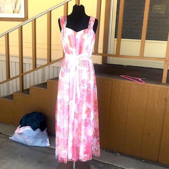 Gorgeous Flowing Long Designer Dress by Lovely Grace - Picture 1 of 15